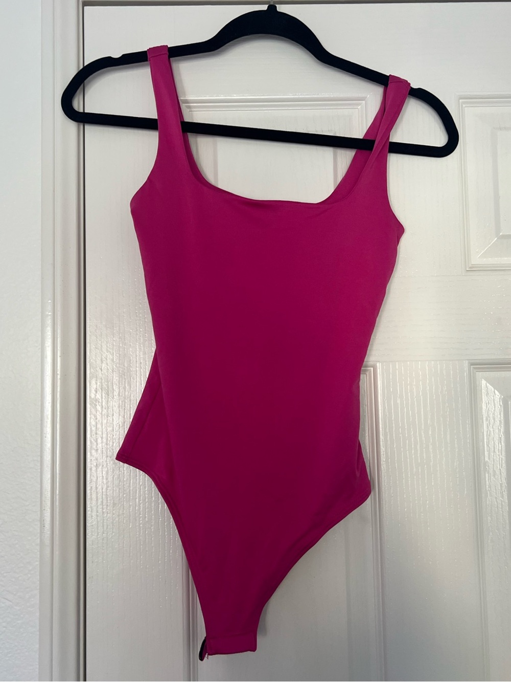 Women's Square Neck Tank Top in Fuchsia